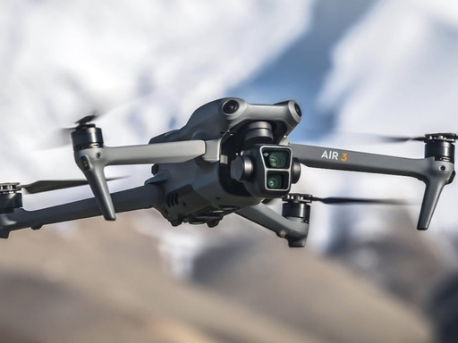DJI Air 3（轻旗舰双摄）